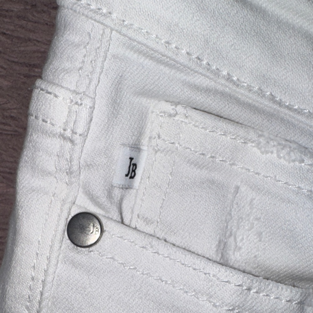 Judy Blue Women's White Distressed Denim Skinny Jeans Skinny Fit size 3 / 26 - Picture 4 of 16
